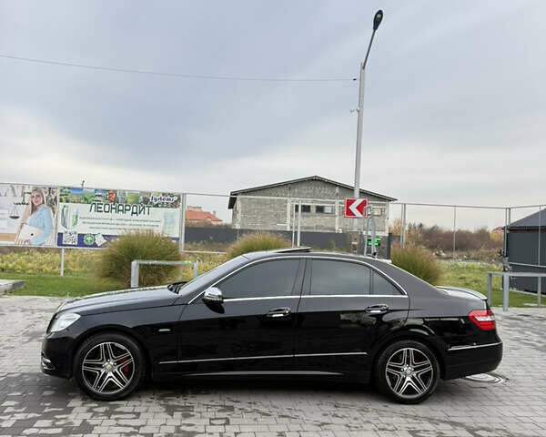 Черный Мерседес Е-Класс, объемом двигателя 2.2 л и пробегом 470 тыс. км за 12500 $, фото 3 на Automoto.ua