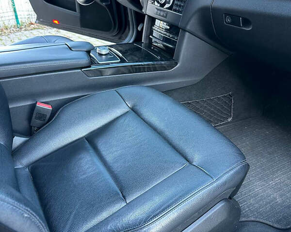 Чорний Мерседес Е-Клас, об'ємом двигуна 2.14 л та пробігом 327 тис. км за 13500 $, фото 12 на Automoto.ua