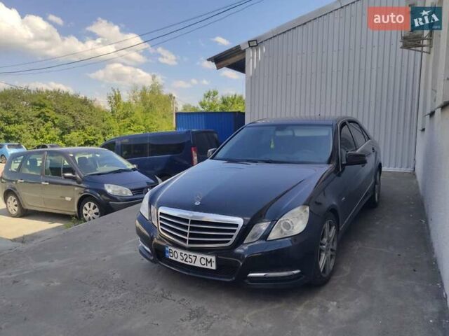 Чорний Мерседес Е-Клас, об'ємом двигуна 0 л та пробігом 260 тис. км за 13000 $, фото 1 на Automoto.ua