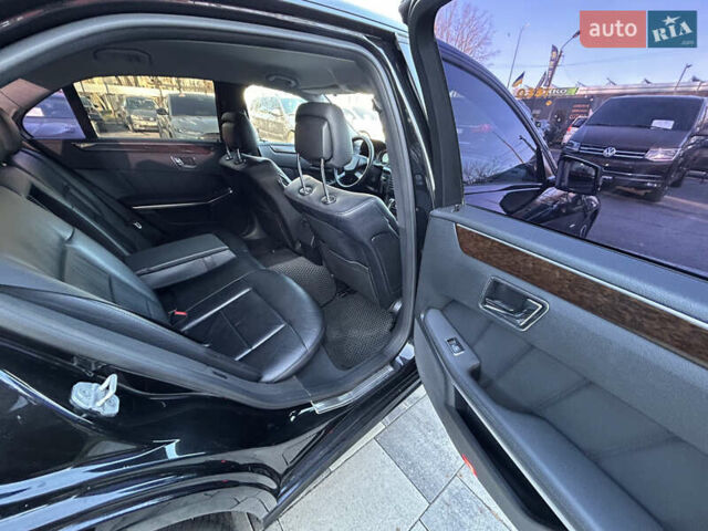 Чорний Мерседес Е-Клас, об'ємом двигуна 2.14 л та пробігом 298 тис. км за 11900 $, фото 31 на Automoto.ua