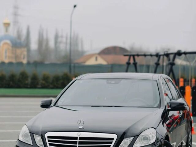 Черный Мерседес Е-Класс, объемом двигателя 3 л и пробегом 270 тыс. км за 14300 $, фото 3 на Automoto.ua