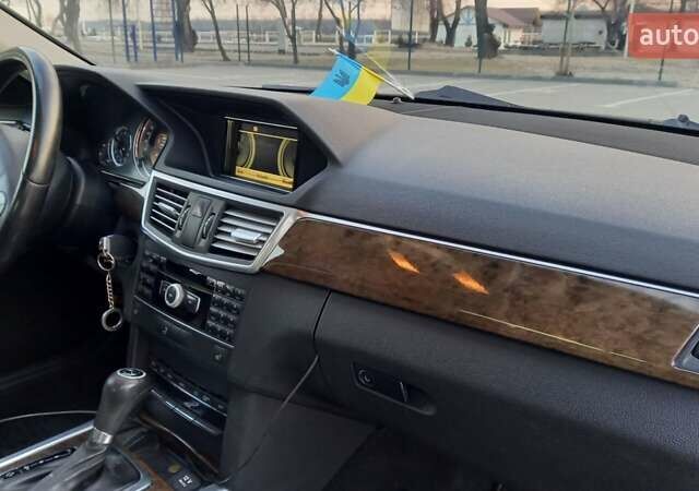 Черный Мерседес Е-Класс, объемом двигателя 1.8 л и пробегом 420 тыс. км за 10500 $, фото 14 на Automoto.ua