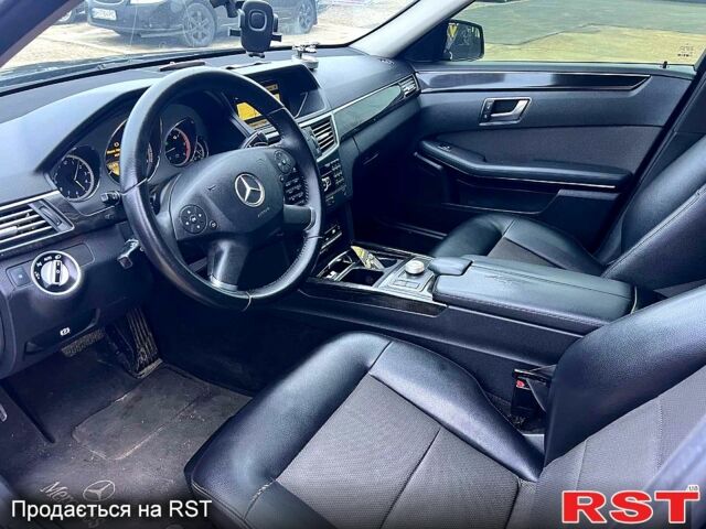 Чорний Мерседес Е-Клас, об'ємом двигуна 2.1 л та пробігом 0 тис. км за 12500 $, фото 2 на Automoto.ua