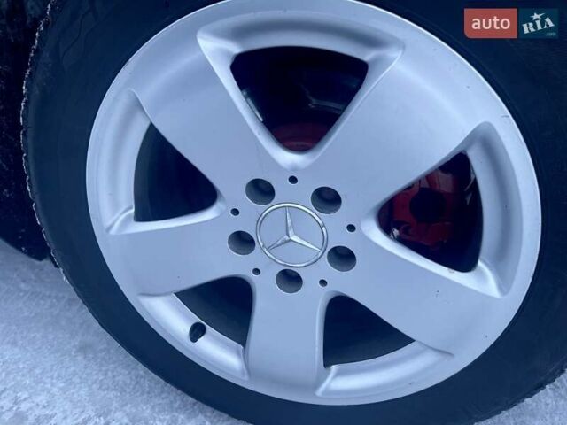 Черный Мерседес Е-Класс, объемом двигателя 2.14 л и пробегом 286 тыс. км за 12700 $, фото 15 на Automoto.ua