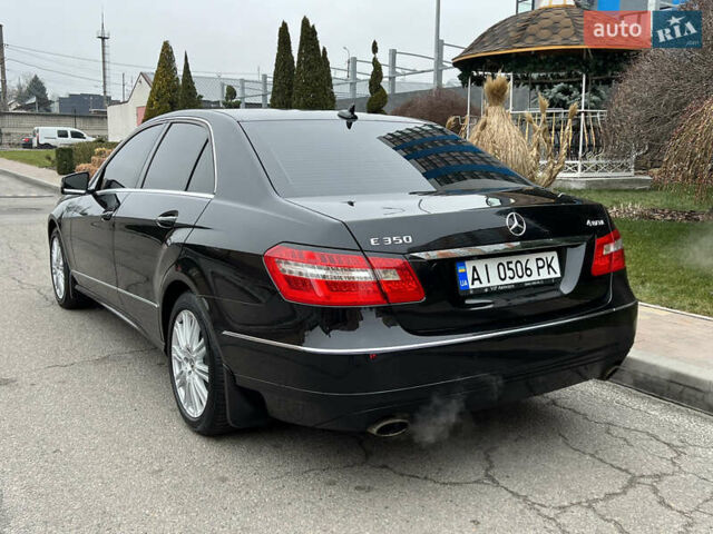Черный Мерседес Е-Класс, объемом двигателя 3.5 л и пробегом 170 тыс. км за 11700 $, фото 4 на Automoto.ua