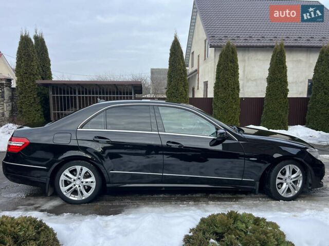 Черный Мерседес Е-Класс, объемом двигателя 2.14 л и пробегом 278 тыс. км за 13500 $, фото 1 на Automoto.ua