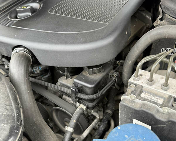 Черный Мерседес Е-Класс, объемом двигателя 2.14 л и пробегом 340 тыс. км за 12499 $, фото 14 на Automoto.ua