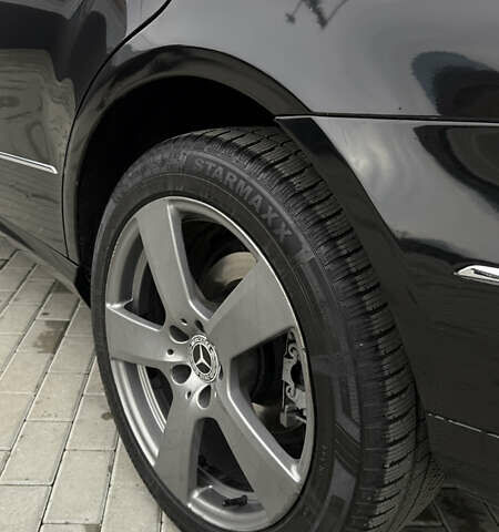 Чорний Мерседес Е-Клас, об'ємом двигуна 2.2 л та пробігом 399 тис. км за 12500 $, фото 4 на Automoto.ua