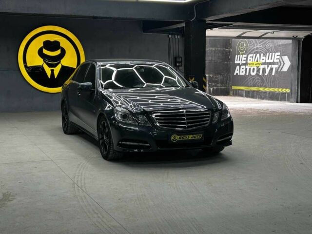 Чорний Мерседес Е-Клас, об'ємом двигуна 0 л та пробігом 245 тис. км за 11700 $, фото 1 на Automoto.ua