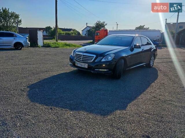 Мерседес Е-Класс 2011 в Житомире на Automoto.ua Черный Мерседес Е-Класс, объемом двигателя 1.8 л и пробегом 405 тыс. км за 10500 $, фото 3 на Automoto.ua