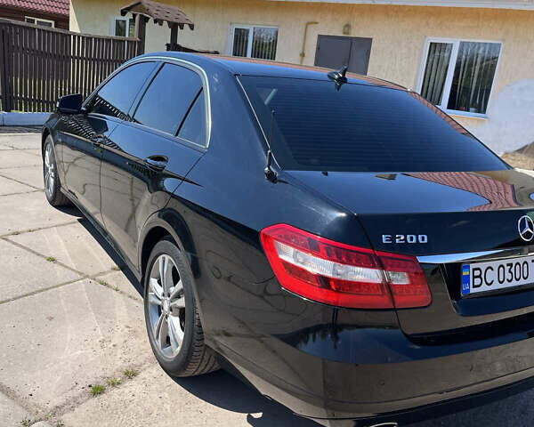 Чорний Мерседес Е-Клас, об'ємом двигуна 1.8 л та пробігом 323 тис. км за 10530 $, фото 3 на Automoto.ua