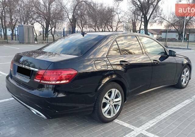 Черный Мерседес Е-Класс, объемом двигателя 1.8 л и пробегом 420 тыс. км за 10500 $, фото 7 на Automoto.ua