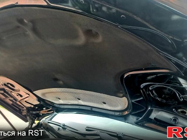 Черный Мерседес Е-Класс, объемом двигателя 1.8 л и пробегом 280 тыс. км за 10500 $, фото 10 на Automoto.ua