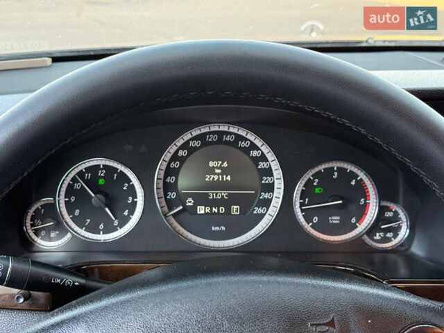 Чорний Мерседес Е-Клас, об'ємом двигуна 2.14 л та пробігом 282 тис. км за 11900 $, фото 8 на Automoto.ua