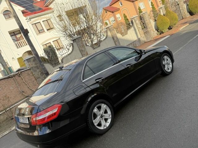 Черный Мерседес Е-Класс, объемом двигателя 2.1 л и пробегом 399 тыс. км за 8999 $, фото 8 на Automoto.ua