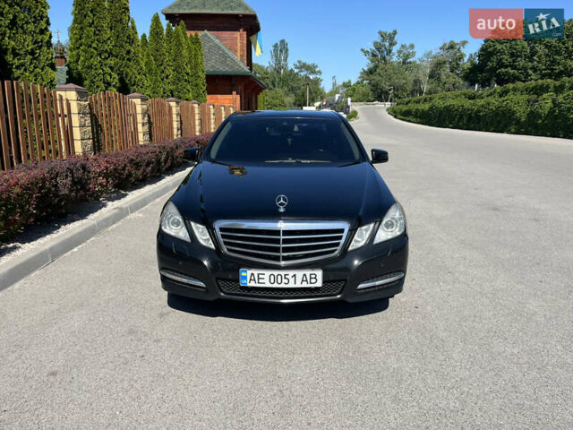 Чорний Мерседес Е-Клас, об'ємом двигуна 2.14 л та пробігом 334 тис. км за 13000 $, фото 1 на Automoto.ua