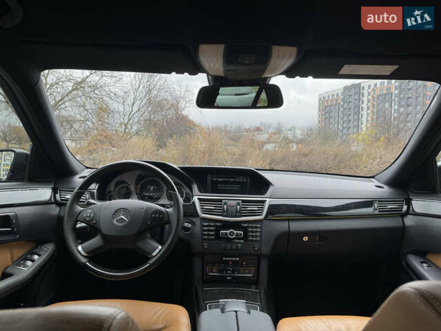 Черный Мерседес Е-Класс, объемом двигателя 2.2 л и пробегом 333 тыс. км за 13600 $, фото 22 на Automoto.ua