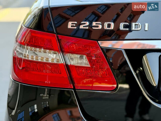 Черный Мерседес Е-Класс, объемом двигателя 2.2 л и пробегом 270 тыс. км за 14999 $, фото 5 на Automoto.ua