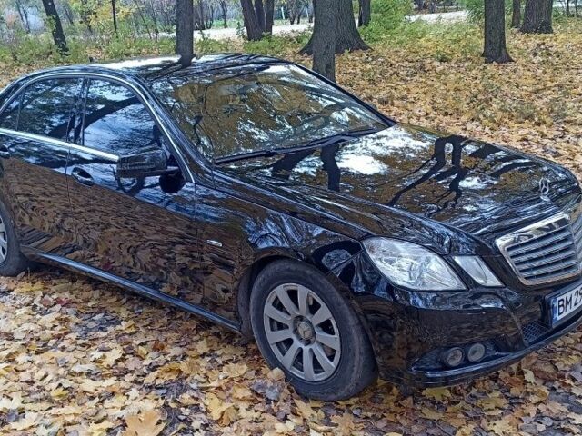 Черный Мерседес Е-Класс, объемом двигателя 1.8 л и пробегом 270 тыс. км за 8900 $, фото 1 на Automoto.ua