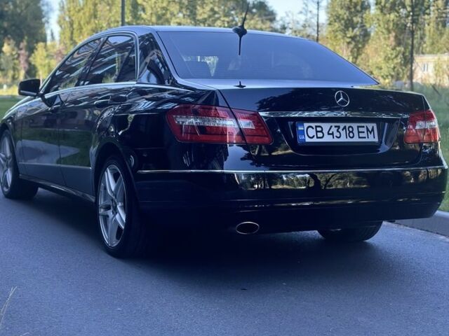 Чорний Мерседес Е-Клас, об'ємом двигуна 1.8 л та пробігом 258 тис. км за 12900 $, фото 4 на Automoto.ua