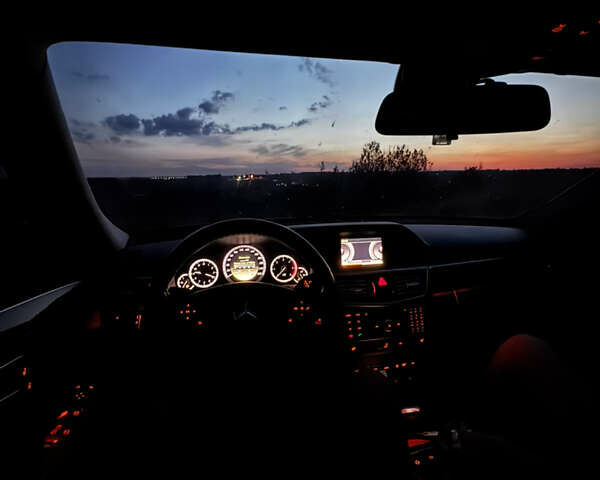 Мерседес Е-Класс 2012 в Киеве на Automoto.ua Черный Мерседес Е-Класс, объемом двигателя 2.2 л и пробегом 289 тыс. км за 12400 $, фото 22 на Automoto.ua