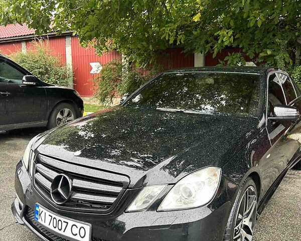 Черный Мерседес Е-Класс, объемом двигателя 1.8 л и пробегом 270 тыс. км за 7500 $, фото 2 на Automoto.ua