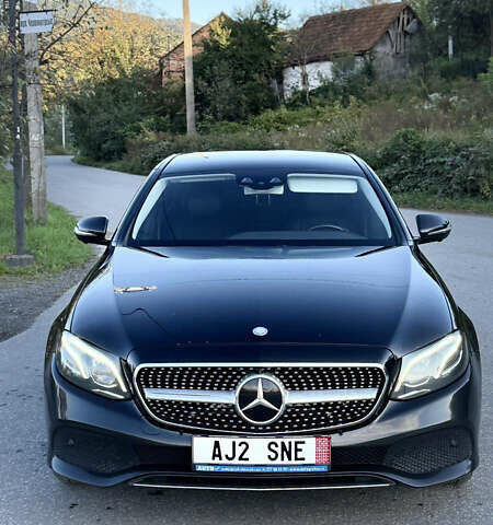 Чорний Мерседес Е-Клас, об'ємом двигуна 2.2 л та пробігом 249 тис. км за 19499 $, фото 26 на Automoto.ua