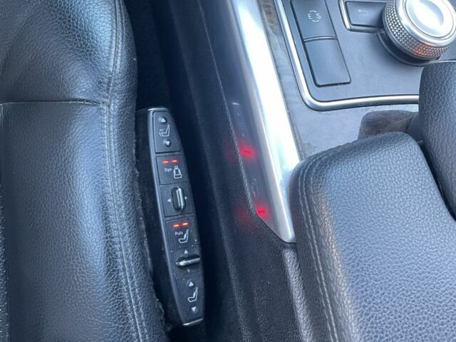 Черный Мерседес Е-Класс, объемом двигателя 2.2 л и пробегом 210 тыс. км за 15000 $, фото 14 на Automoto.ua