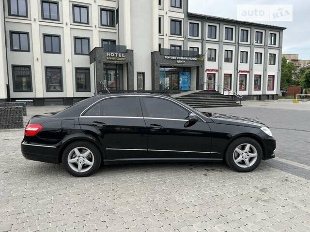 Чорний Мерседес Е-Клас, об'ємом двигуна 1.8 л та пробігом 260 тис. км за 12500 $, фото 7 на Automoto.ua