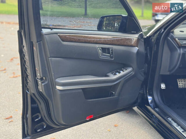 Мерседес Е-Клас 2012 у Вінниці на Automoto.ua Чорний Мерседес Е-Клас, об'ємом двигуна 1.8 л та пробігом 342 тис. км за 9600 $, фото 8 на Automoto.ua