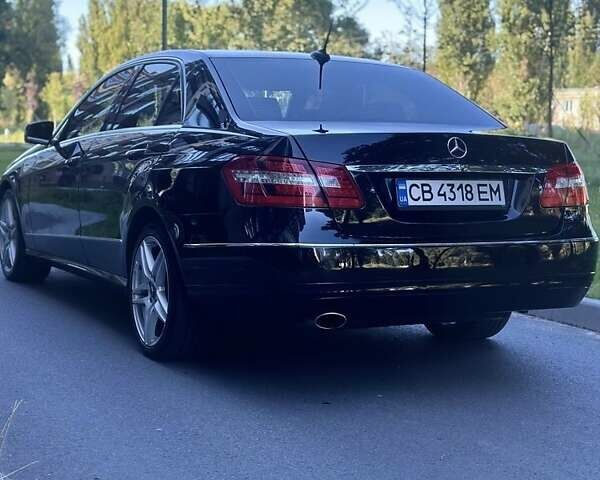 Чорний Мерседес Е-Клас, об'ємом двигуна 1.8 л та пробігом 258 тис. км за 12900 $, фото 3 на Automoto.ua