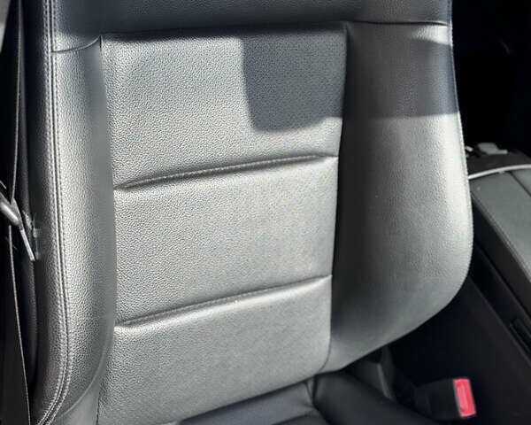 Мерседес Е-Клас 2012 у Вінниці на Automoto.ua Чорний Мерседес Е-Клас, об'ємом двигуна 1.8 л та пробігом 342 тис. км за 9600 $, фото 20 на Automoto.ua