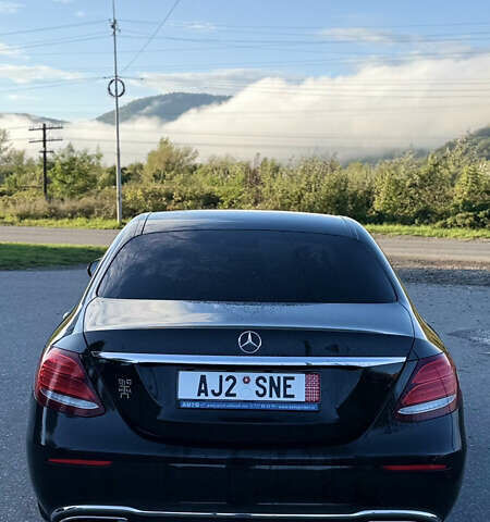 Чорний Мерседес Е-Клас, об'ємом двигуна 2.2 л та пробігом 249 тис. км за 19499 $, фото 27 на Automoto.ua