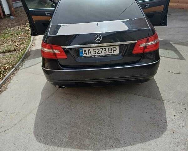 Чорний Мерседес Е-Клас, об'ємом двигуна 1.8 л та пробігом 160 тис. км за 11900 $, фото 4 на Automoto.ua