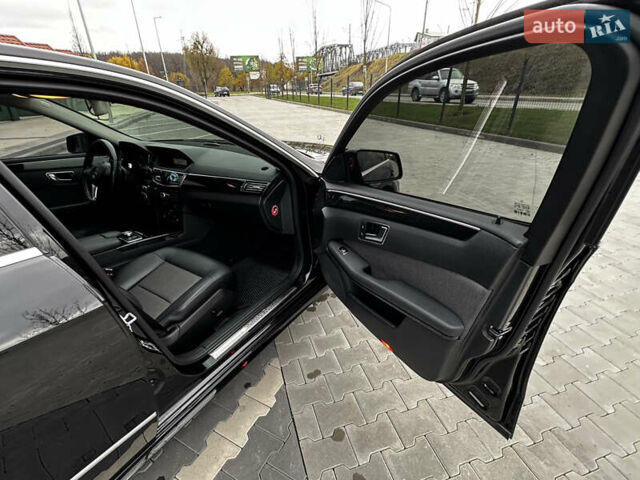Черный Мерседес Е-Класс, объемом двигателя 2.2 л и пробегом 291 тыс. км за 13000 $, фото 16 на Automoto.ua