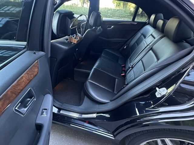 Чорний Мерседес Е-Клас, об'ємом двигуна 1.8 л та пробігом 258 тис. км за 12200 $, фото 6 на Automoto.ua