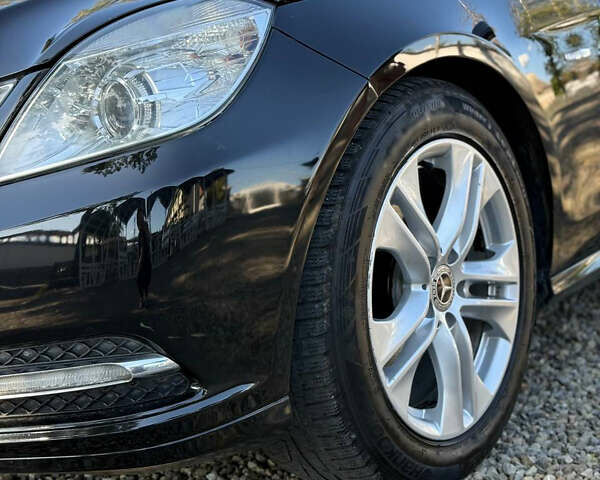 Черный Мерседес Е-Класс, объемом двигателя 2.14 л и пробегом 263 тыс. км за 12300 $, фото 6 на Automoto.ua