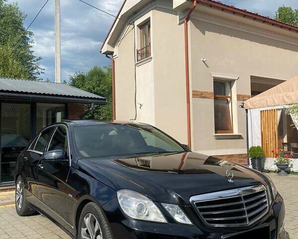 Чорний Мерседес Е-Клас, об'ємом двигуна 2.9 л та пробігом 313 тис. км за 14700 $, фото 1 на Automoto.ua