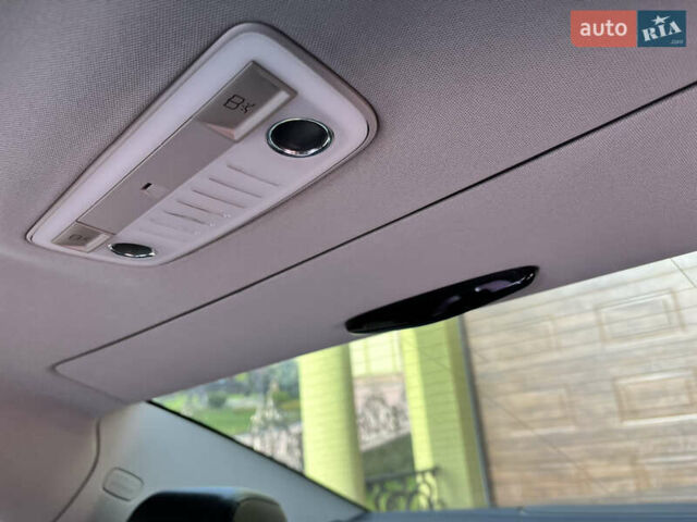 Черный Мерседес Е-Класс, объемом двигателя 2.14 л и пробегом 255 тыс. км за 14500 $, фото 72 на Automoto.ua