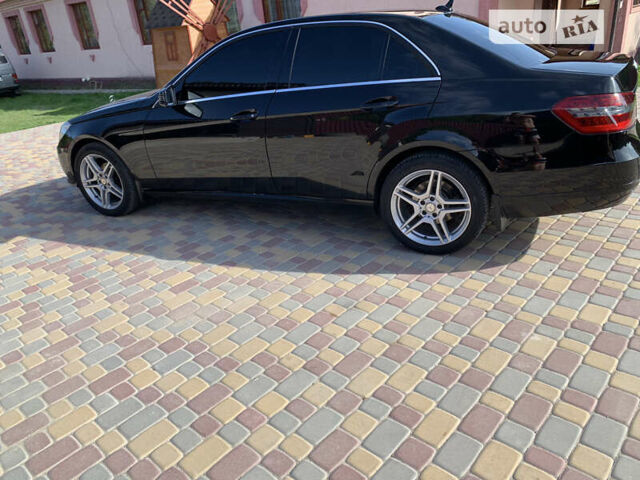 Черный Мерседес Е-Класс, объемом двигателя 2.2 л и пробегом 370 тыс. км за 12700 $, фото 37 на Automoto.ua