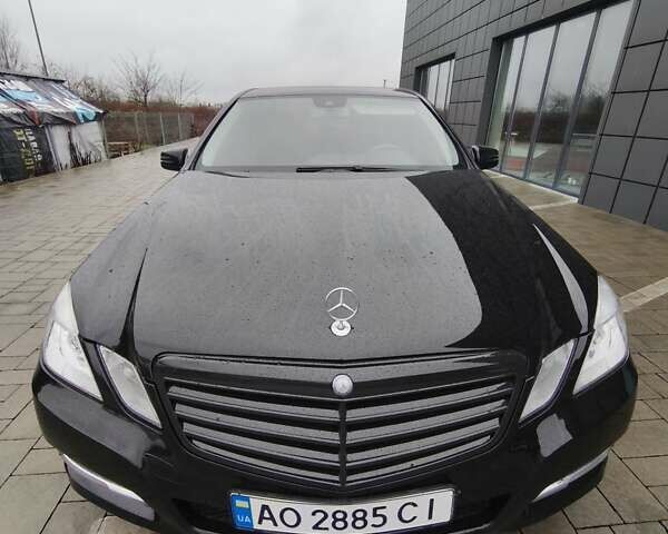 Чорний Мерседес Е-Клас, об'ємом двигуна 2.2 л та пробігом 377 тис. км за 11500 $, фото 7 на Automoto.ua