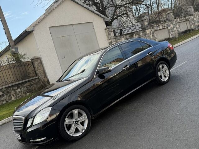 Черный Мерседес Е-Класс, объемом двигателя 2.1 л и пробегом 399 тыс. км за 8999 $, фото 3 на Automoto.ua