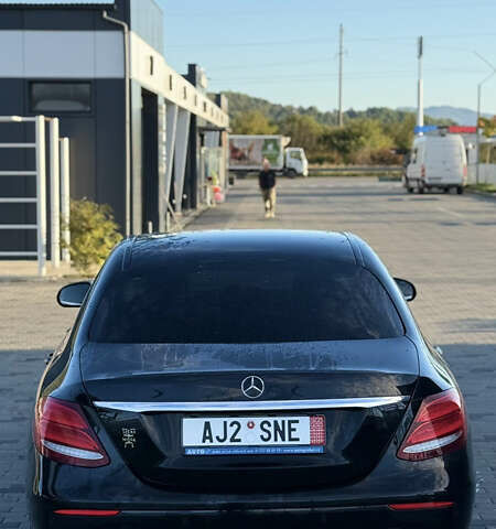 Чорний Мерседес Е-Клас, об'ємом двигуна 2.2 л та пробігом 249 тис. км за 19499 $, фото 9 на Automoto.ua