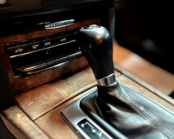 Мерседес Е-Класс 2012 в Тернополе на Automoto.ua Черный Мерседес Е-Класс, объемом двигателя 1.8 л и пробегом 280 тыс. км за 13990 $, фото 23 на Automoto.ua