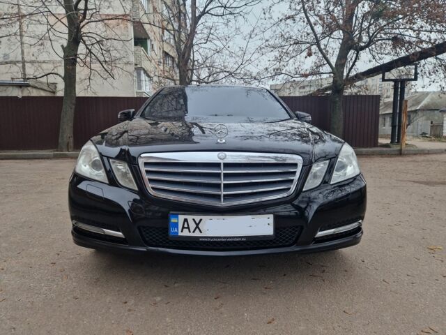 Черный Мерседес Е-Класс, объемом двигателя 1.8 л и пробегом 224 тыс. км за 10500 $, фото 1 на Automoto.ua