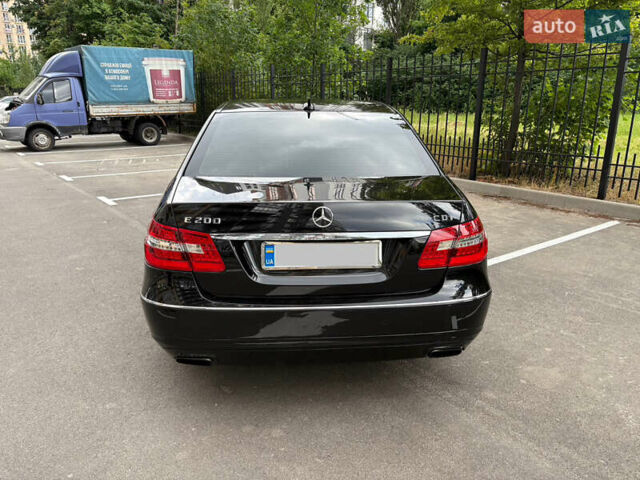 Чорний Мерседес Е-Клас, об'ємом двигуна 2.2 л та пробігом 393 тис. км за 14500 $, фото 4 на Automoto.ua