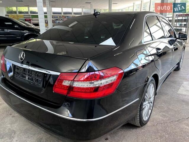 Мерседес Е-Класс 2012 в Тернополе на Automoto.ua Черный Мерседес Е-Класс, объемом двигателя 1.8 л и пробегом 280 тыс. км за 13990 $, фото 11 на Automoto.ua