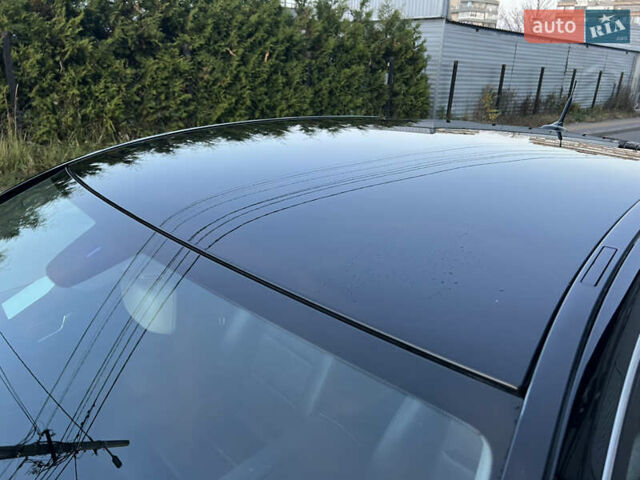 Черный Мерседес Е-Класс, объемом двигателя 2.14 л и пробегом 283 тыс. км за 12850 $, фото 12 на Automoto.ua