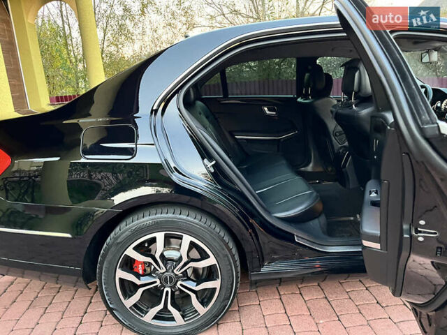 Черный Мерседес Е-Класс, объемом двигателя 2.14 л и пробегом 255 тыс. км за 14500 $, фото 16 на Automoto.ua