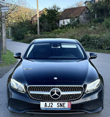 Чорний Мерседес Е-Клас, об'ємом двигуна 2.2 л та пробігом 249 тис. км за 19499 $, фото 19 на Automoto.ua